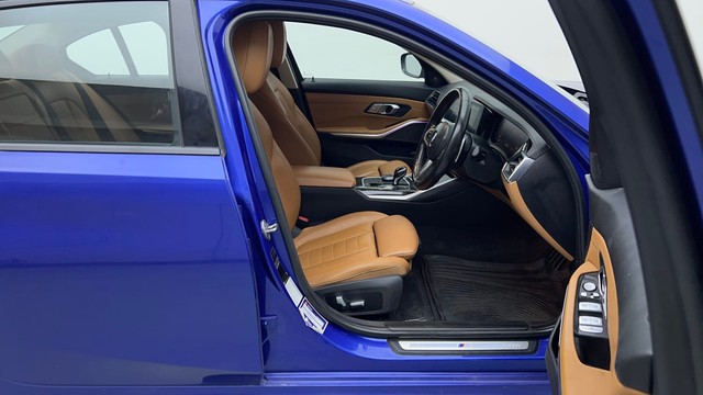 Second-hand 2021 BMW 3 Series Long Wheelbase 330Li M Sport First Edition for sale in Gurgaon-15