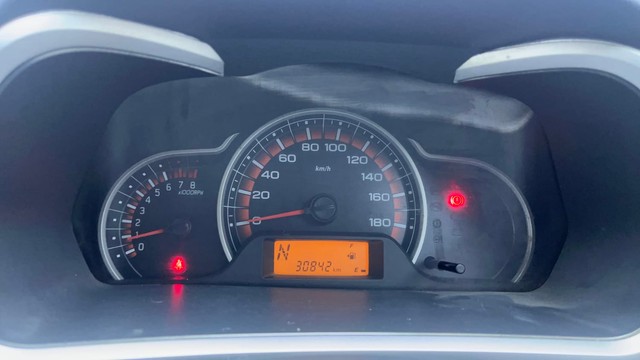 Second-hand 2015 Maruti Alto K10 VXI AMT for sale in Hyderabad-13