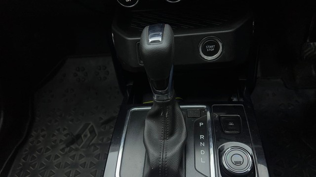 Second-hand 2021 Renault Kiger RXZ Turbo CVT for sale in New Delhi-12