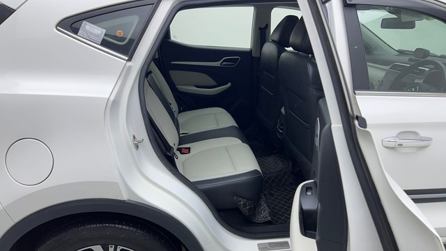 Second-hand 2022 MG Astor Sharp CVT BSVI for sale in New Delhi-32