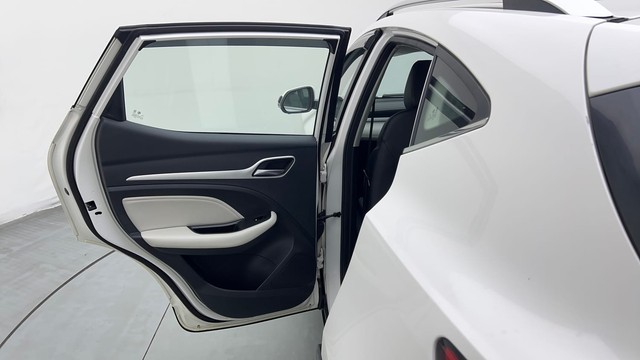 Second-hand 2022 MG Astor Sharp CVT BSVI for sale in New Delhi-25