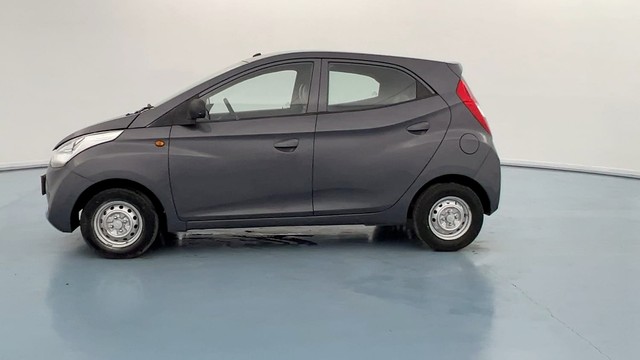 Second-hand 2016 Hyundai EON Era for sale in Lucknow-6