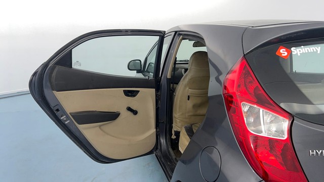 Second-hand 2016 Hyundai EON Era for sale in Lucknow-29