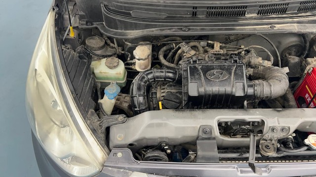 Second-hand 2016 Hyundai EON Era for sale in Lucknow-35