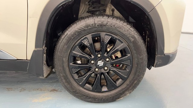 Second-hand 2020 Maruti Vitara Brezza ZXI for sale in Lucknow-17