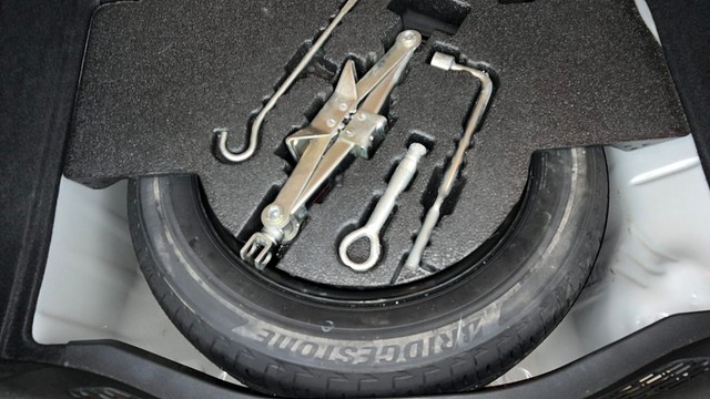 Second-hand 2021 Honda WR-V i-VTEC S for sale in Lucknow-21