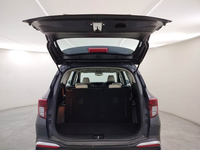 Second-hand 2023 Kia Carens Luxury Plus Turbo DCT 6 STR 2022-2023 for sale in Coimbatore-37