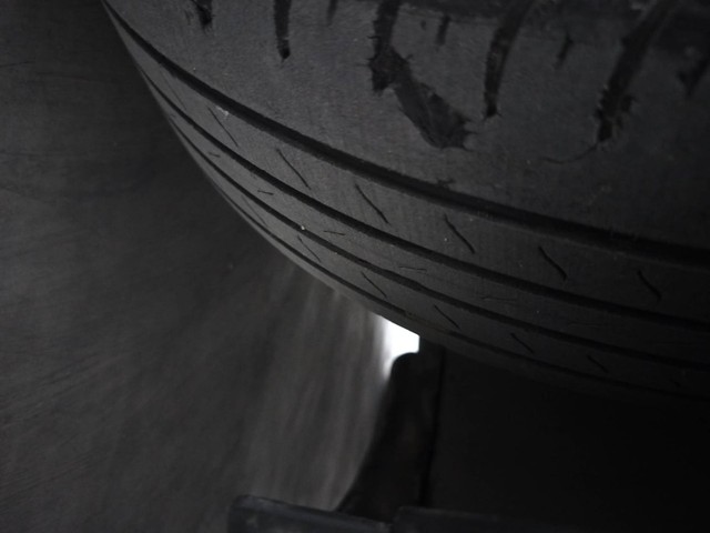 Second-hand 2023 Kia Carens Luxury Plus Turbo DCT 6 STR 2022-2023 for sale in Coimbatore-32