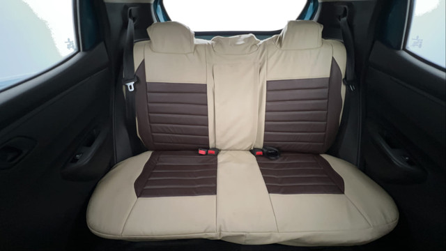 Second-hand 2021 Renault KWID 1.0 RXT Opt for sale in Kanpur-37