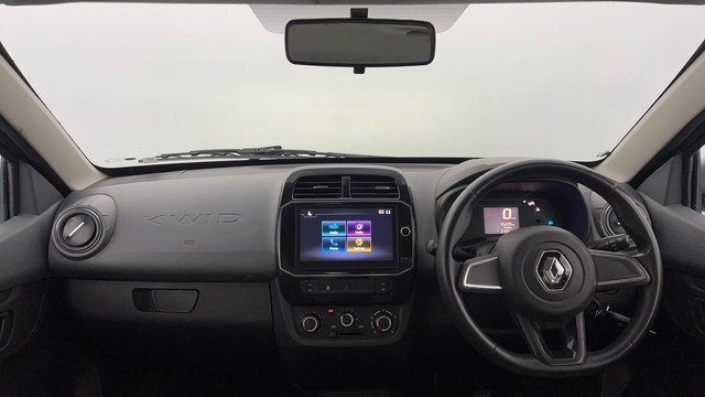 Second-hand 2021 Renault KWID 1.0 RXT Opt for sale in Kanpur-11