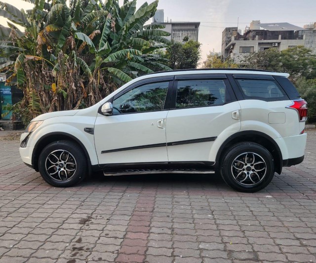 Mahindra XUV500 W7 BSIV Second-hand 2019 Mahindra XUV500 W7 BSIV for sale in New Delhi-4