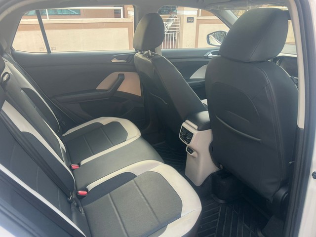 Second-hand 2022 Volkswagen Taigun 1.0 TSI Topline AT BSVI for sale in Mysore-8