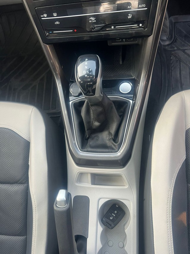 Second-hand 2022 Volkswagen Taigun 1.0 TSI Topline AT BSVI for sale in Mysore-12