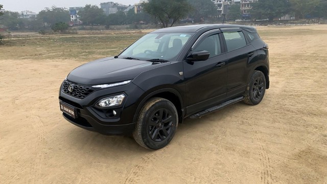 Second-hand 2022 Tata Harrier XTA Plus AT BSVI for sale in New Delhi-29