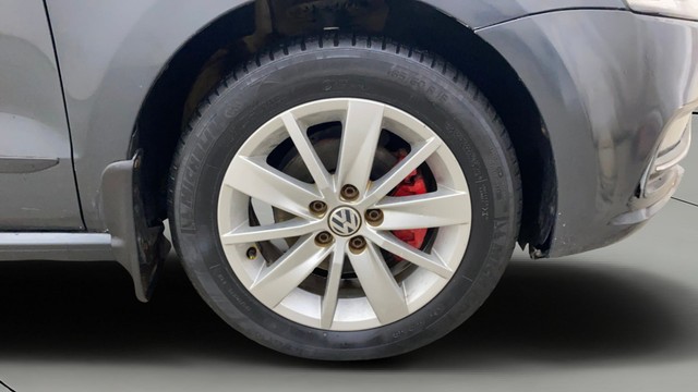 Second-hand 2014 Volkswagen Polo 1.5 TDI Highline for sale in Gulbarga-23