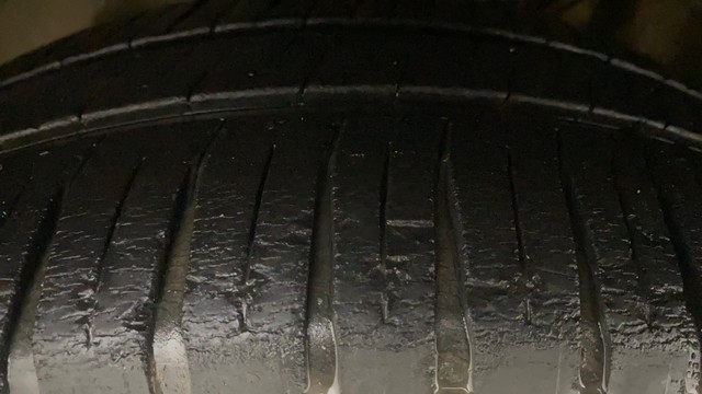 Second-hand 2014 Volkswagen Polo 1.5 TDI Highline for sale in Gulbarga-30