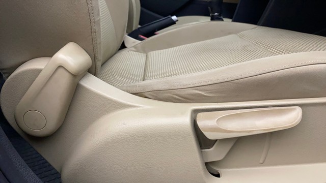 Second-hand 2014 Volkswagen Polo 1.5 TDI Highline for sale in Gulbarga-18