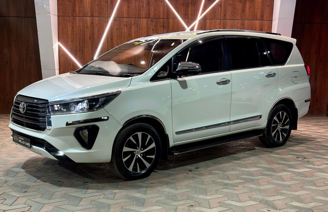 Second-hand 2021 Toyota Innova Crysta 2.4 ZX 7 STR for sale in Madurai-18
