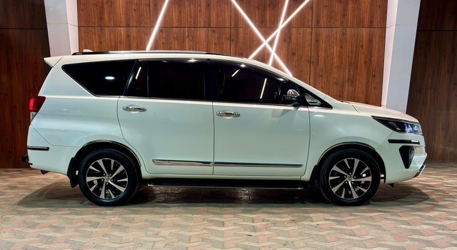 Second-hand 2021 Toyota Innova Crysta 2.4 ZX 7 STR for sale in Madurai-1