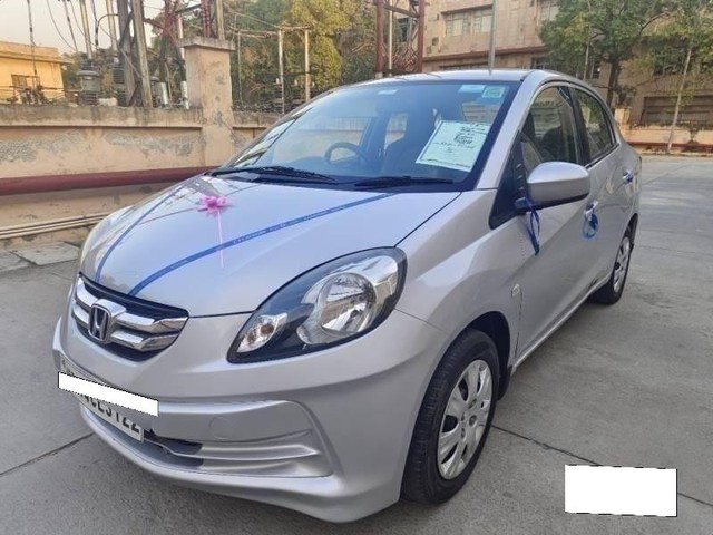 Second-hand 2014 Honda Amaze S AT i-Vtech for sale in Noida-5