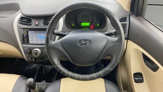Second-hand 2017 Hyundai EON Era Plus Sports Edition for sale in Ahmedabad-12