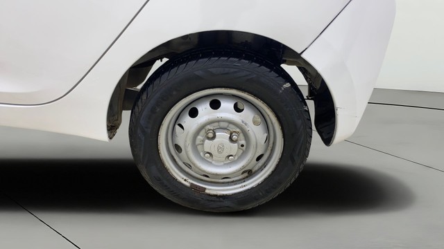 Second-hand 2017 Hyundai EON Era Plus Sports Edition for sale in Ahmedabad-26