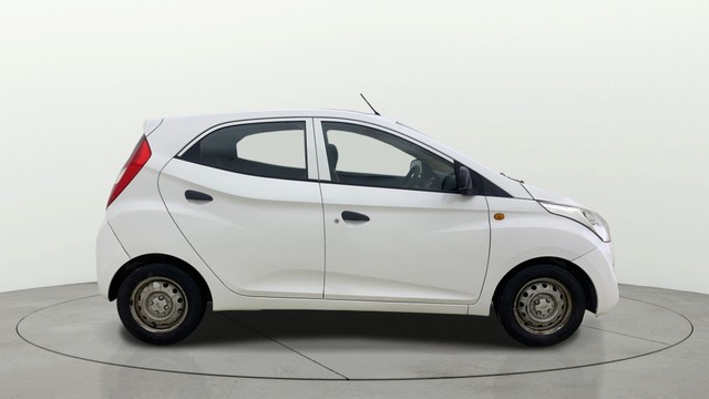 Second-hand 2017 Hyundai EON Era Plus Sports Edition for sale in Ahmedabad-1