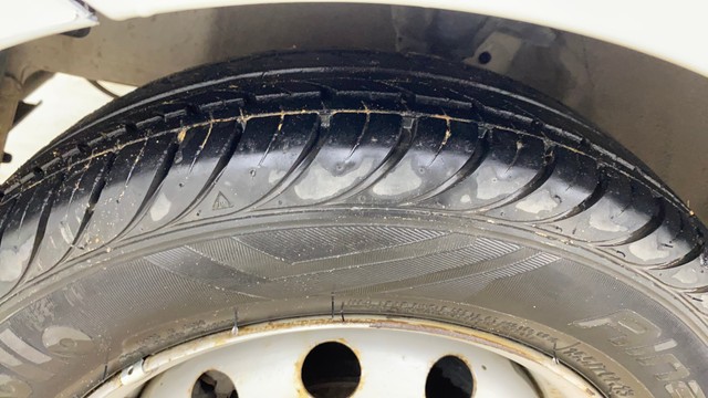 Second-hand 2017 Hyundai EON Era Plus Sports Edition for sale in Ahmedabad-30