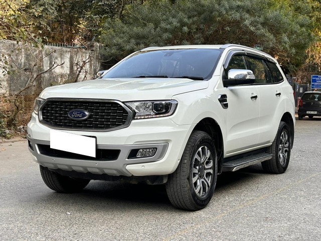 Second-hand 2021 Ford Endeavour Titanium Plus 4X2 AT for sale in New Delhi-4