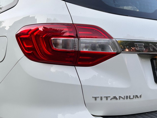 Second-hand 2021 Ford Endeavour Titanium Plus 4X2 AT for sale in New Delhi-19