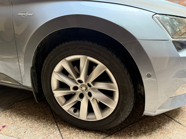 Second-hand 2020 Skoda Superb LK 1.8 TSI AT for sale in New Delhi-11