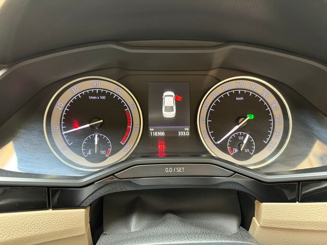 Second-hand 2020 Skoda Superb LK 1.8 TSI AT for sale in New Delhi-9