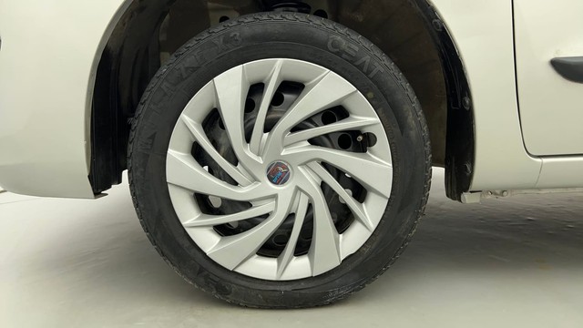 Second-hand 2014 Maruti Wagon R VXI for sale in Ahmedabad-20