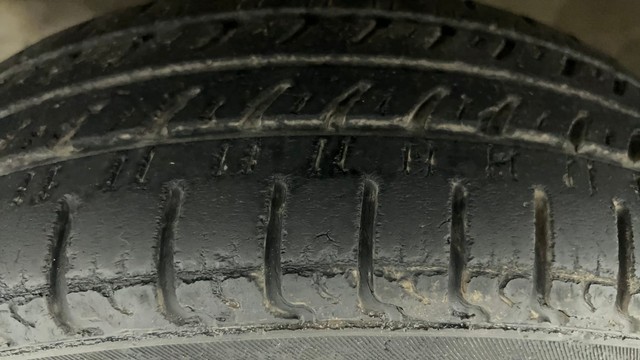 Second-hand 2014 Maruti Wagon R VXI for sale in Ahmedabad-39