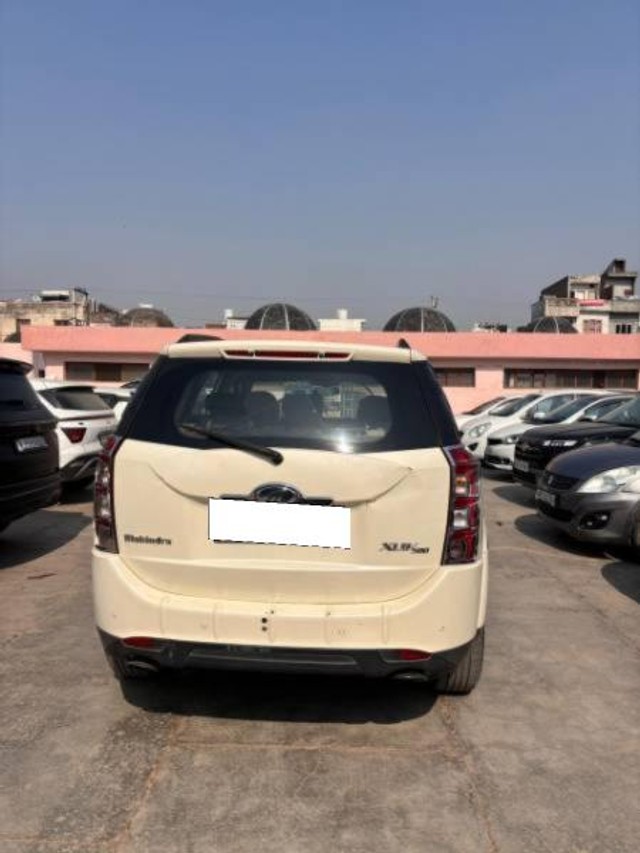 Second-hand 2012 Mahindra XUV500 W8 2WD for sale in Fatehabad-1