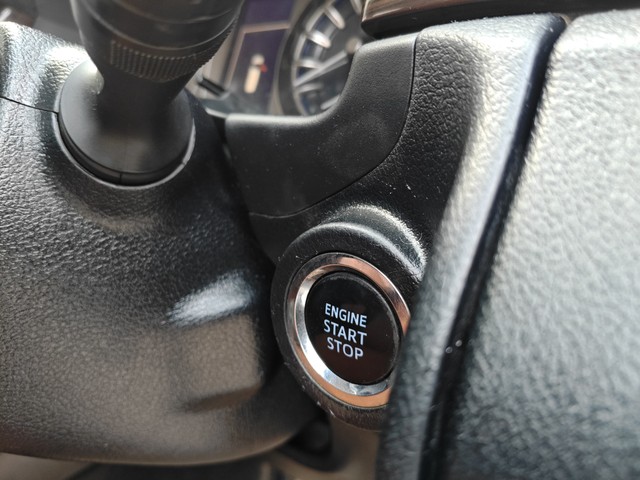 Second-hand 2016 Toyota Innova Crysta 2.7 ZX AT BSIV for sale in Noida-4