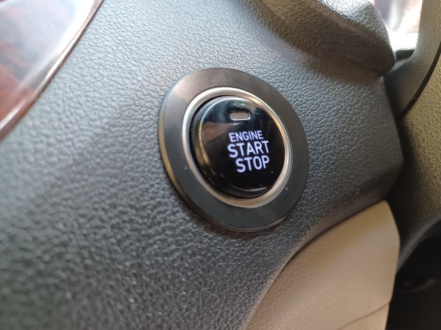 Second-hand 2019 Hyundai Verna VTVT 1.6 AT SX Option for sale in Mumbai-16