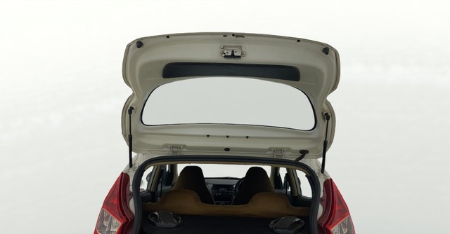 Second-hand 2015 Hyundai EON Era Plus for sale in Ahmedabad-20