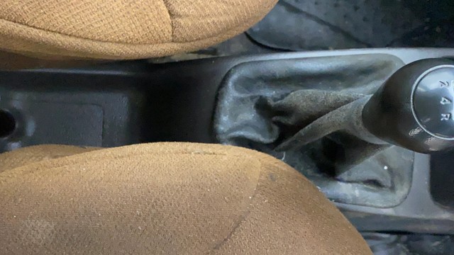 Second-hand 2015 Hyundai EON Era Plus for sale in Ahmedabad-13