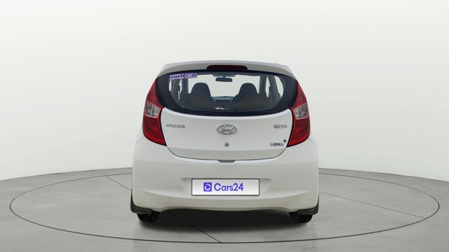 Second-hand 2015 Hyundai EON Era Plus for sale in Ahmedabad-3