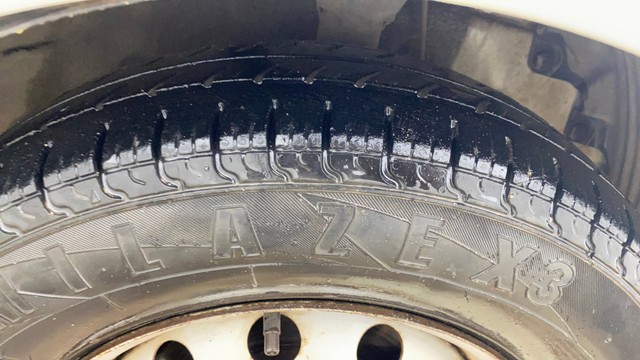 Second-hand 2015 Hyundai EON Era Plus for sale in Ahmedabad-28