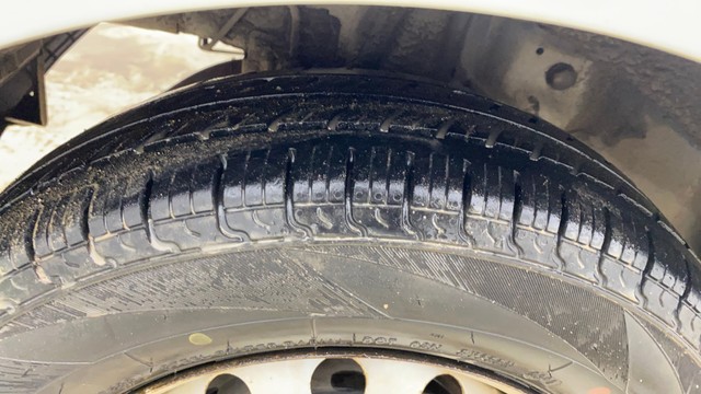 Second-hand 2015 Hyundai EON Era Plus for sale in Ahmedabad-29