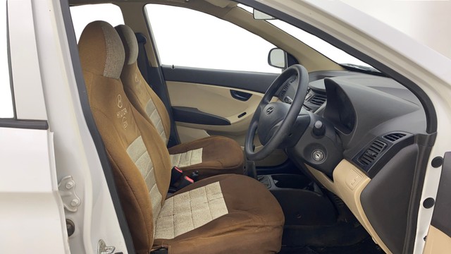 Second-hand 2015 Hyundai EON Era Plus for sale in Ahmedabad-15