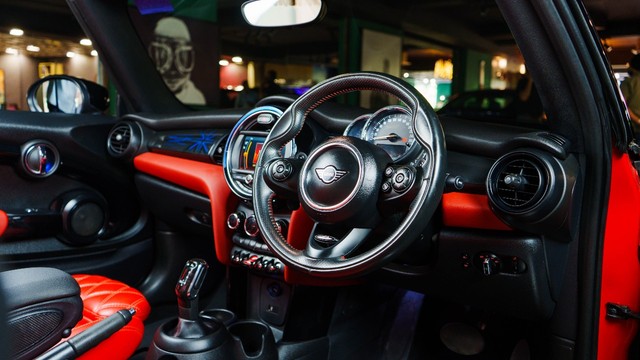 Second-hand 2019 Mini Cooper Convertible S for sale in New Delhi-15