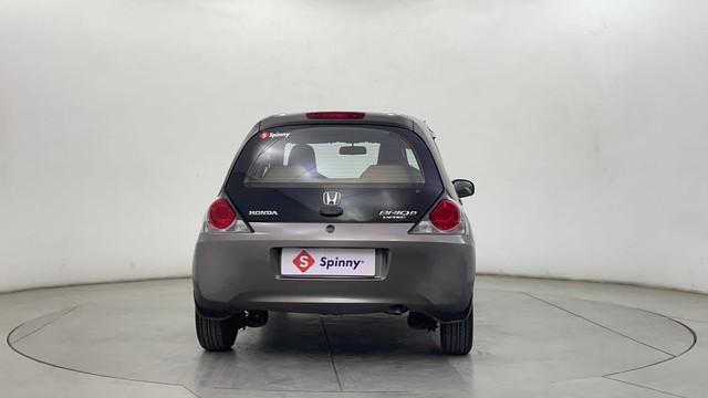 Second-hand 2014 Honda Brio S MT for sale in Chennai-4