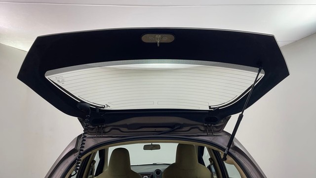 Second-hand 2014 Honda Brio S MT for sale in Chennai-27