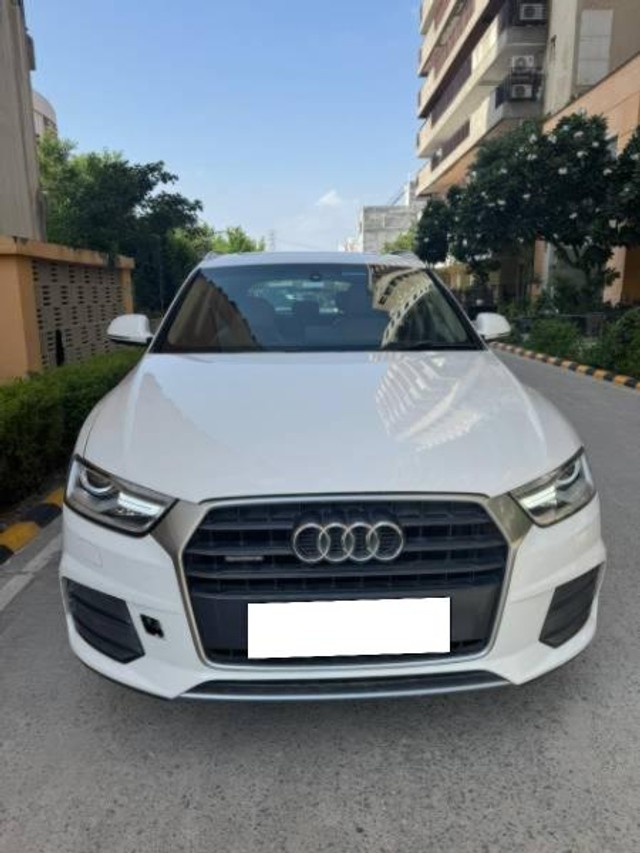 Second-hand 2016 Audi Q3 2.0 TDI Quattro for sale in Gurgaon-13