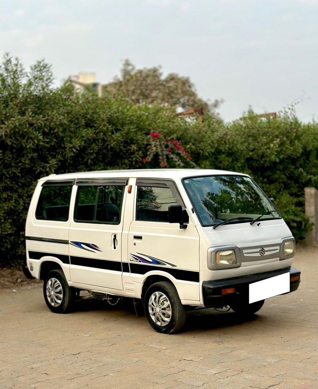 Second-hand 2016 Maruti Omni MPI STD BSIV for sale in Surat-0