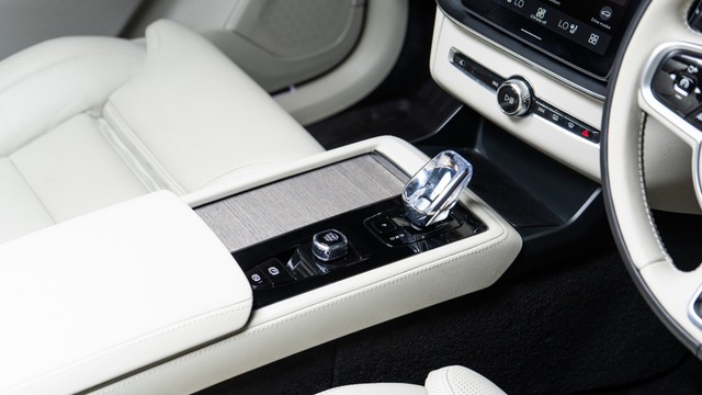 Volvo XC90 B5 AWD Mild hybrid Ultra Second-hand 2025 Volvo XC90 B5 AWD Mild hybrid Ultra for sale in New Delhi-10