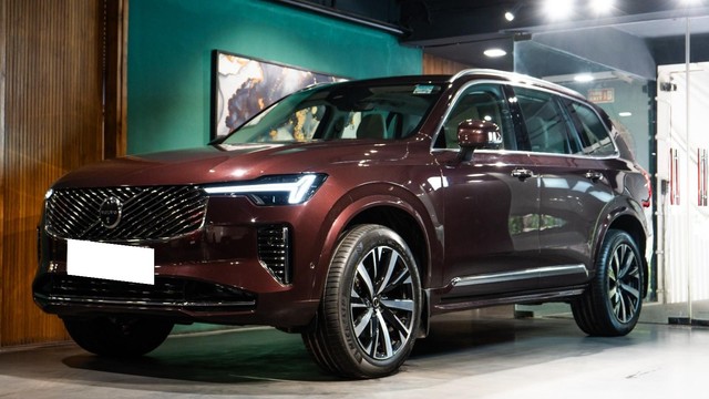 Volvo XC90 B5 AWD Mild hybrid Ultra Second-hand 2025 Volvo XC90 B5 AWD Mild hybrid Ultra for sale in New Delhi-3